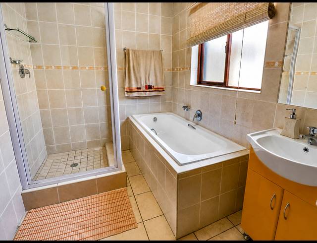 3 BEDROOM FREEHOLD FOR SALE IN BROOKLANDS LIFESTYLE ESTATE